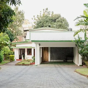 Boutique By Fortuna Bed & Breakfast Kandy